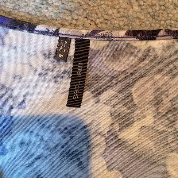 Cap sleeve top - Picture 2 of 2